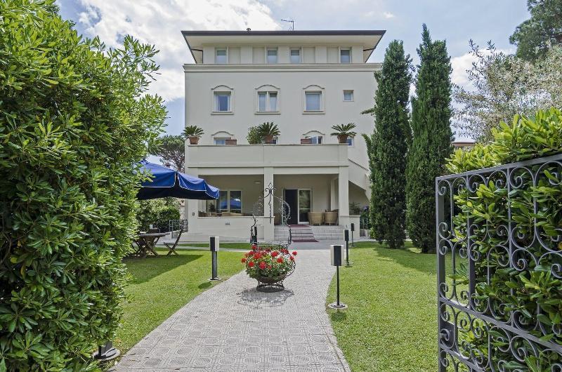 Hotel Nautilus Forte dei Marmi Buitenkant foto